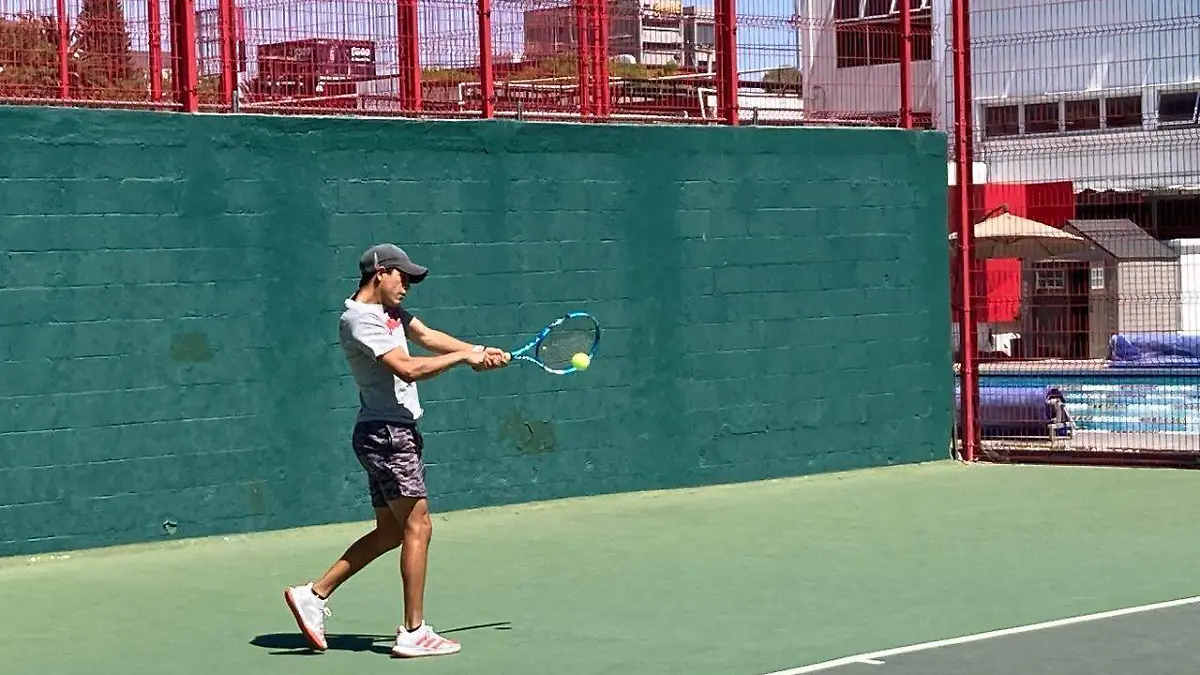 Rodrigo cerrando preparación para el CNTU